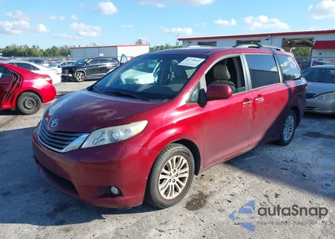 2011 Toyota Sienna Xle V6 from USA, damaged, VIN 5TDYK3DC4BS019962